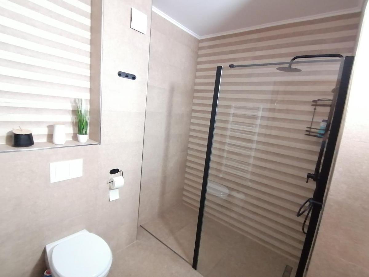 Apartman Sarah Apartman Nagyvárad Kültér fotó