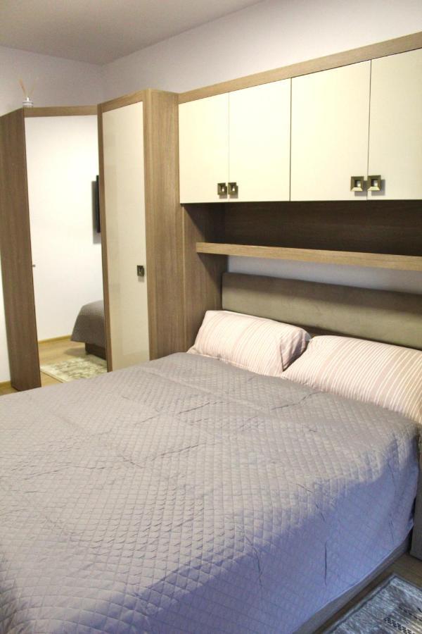 Apartman Sarah Apartman Nagyvárad Kültér fotó