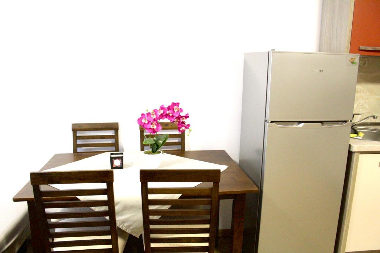 Apartman Sarah Apartman Nagyvárad Kültér fotó