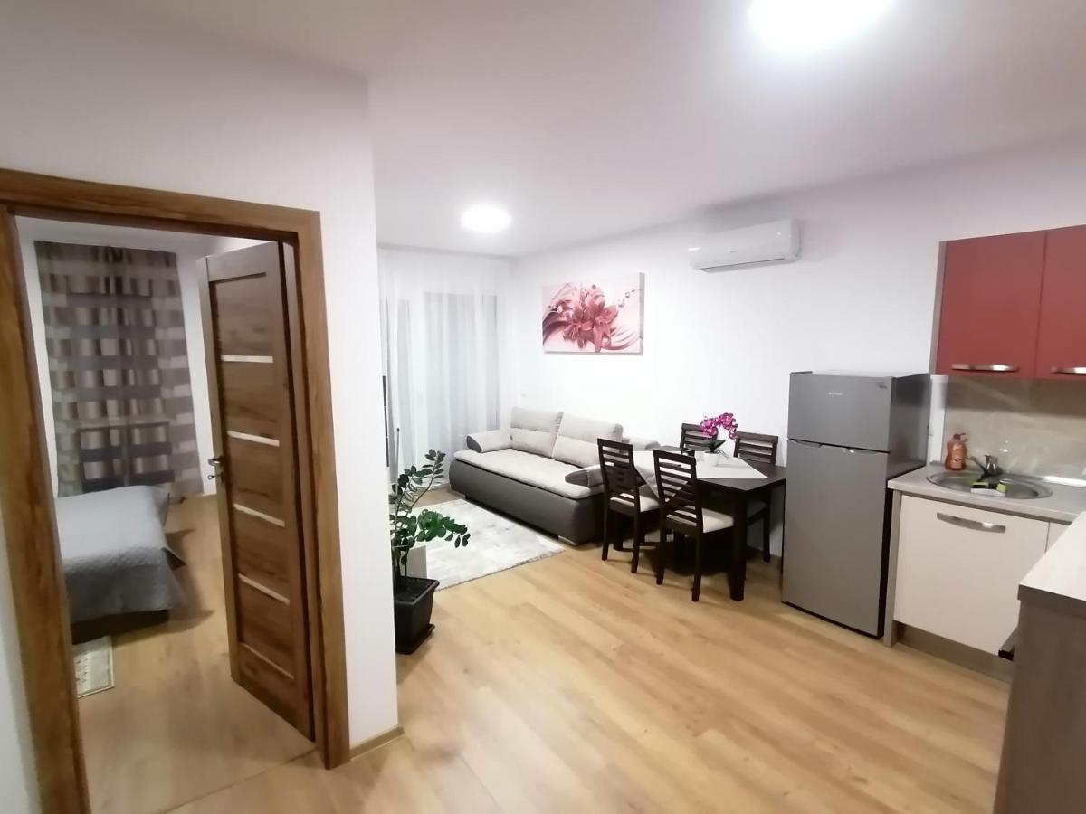 Apartman Sarah Apartman Nagyvárad Kültér fotó