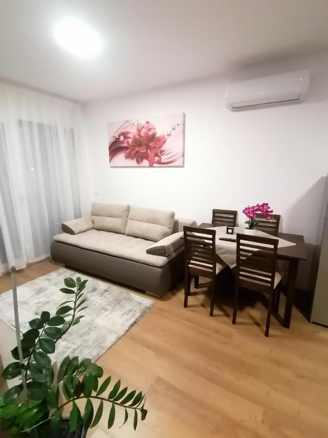 Apartman Sarah Apartman Nagyvárad Kültér fotó