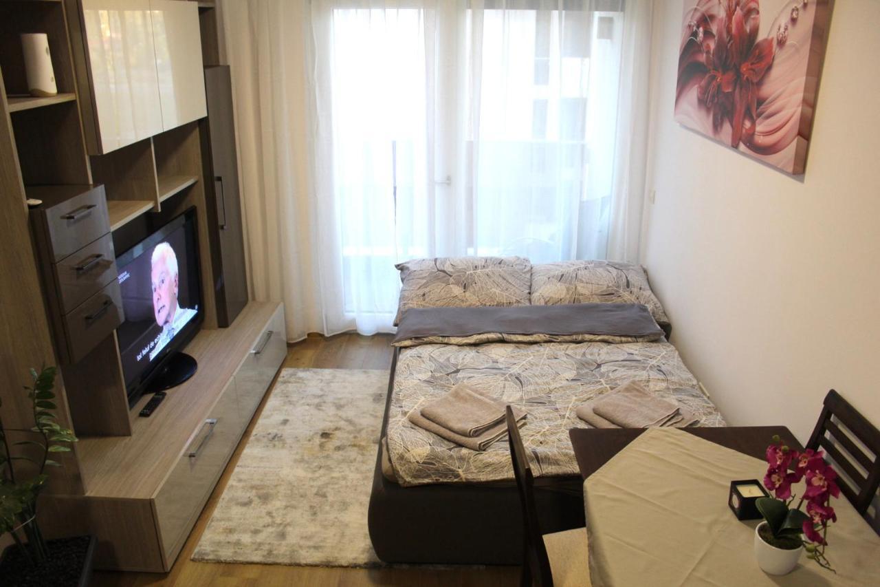 Apartman Sarah Apartman Nagyvárad Kültér fotó