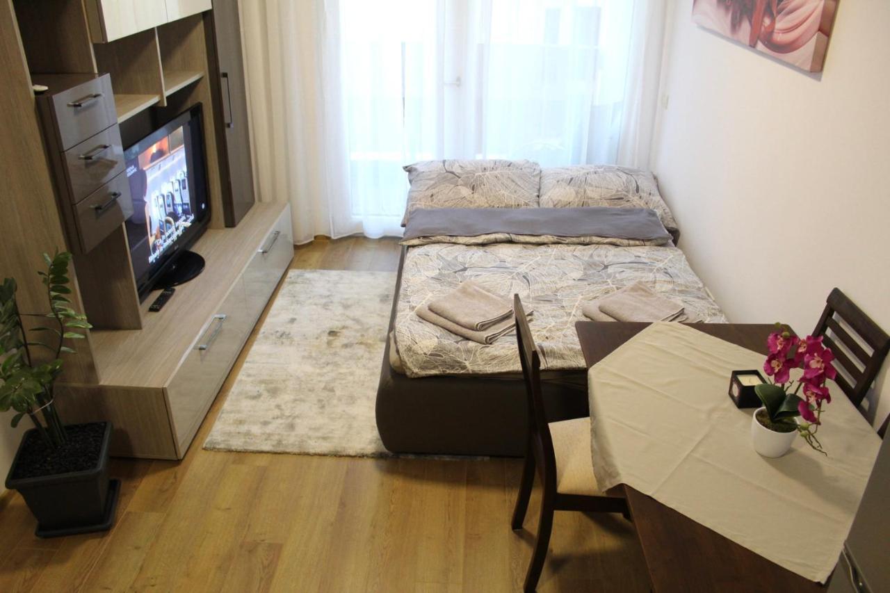 Apartman Sarah Apartman Nagyvárad Kültér fotó